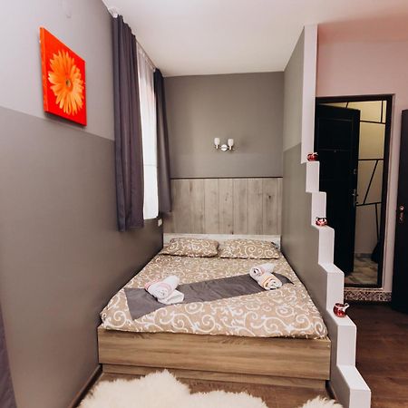 Затишні Apartments Ivano-Frankivsk Exterior foto