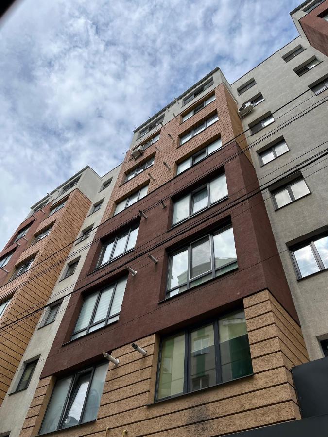Затишні Apartments Ivano-Frankivsk Exterior foto